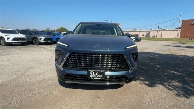 Buick Enclave Vehicle Full-screen Gallery Image 03