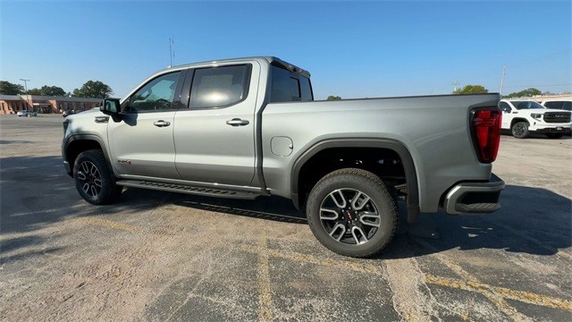 GMC Sierra 1500 Vehicle Full-screen Gallery Image 06