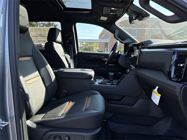 GMC Sierra 1500 Vehicle Full-screen Gallery Image 25