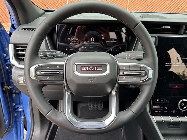 GMC Terrain Vehicle Full-screen Gallery Image 14