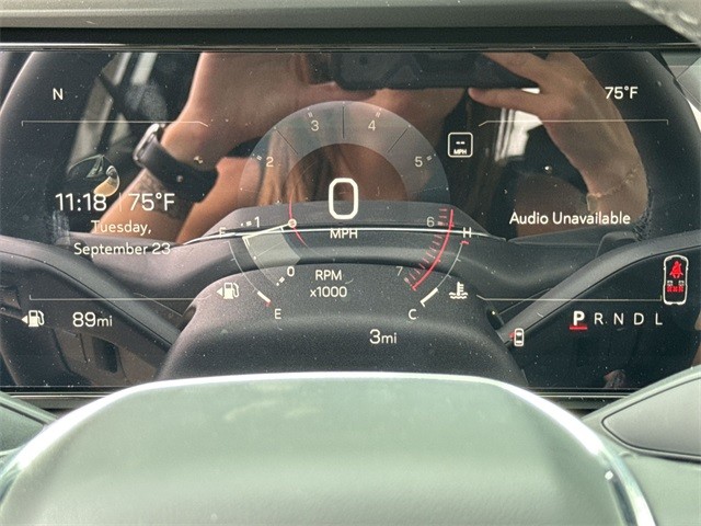 GMC Terrain Vehicle Full-screen Gallery Image 15