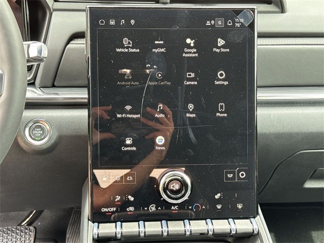 GMC Terrain Vehicle Full-screen Gallery Image 16