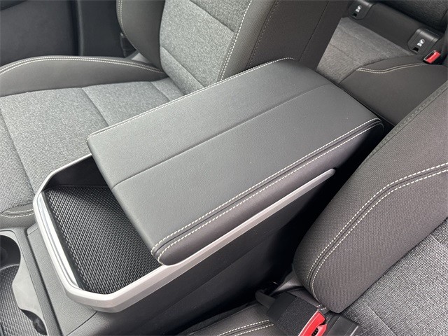 GMC Terrain Vehicle Full-screen Gallery Image 21