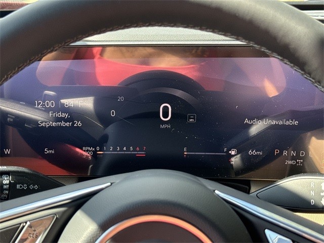 Buick Enclave Vehicle Full-screen Gallery Image 15