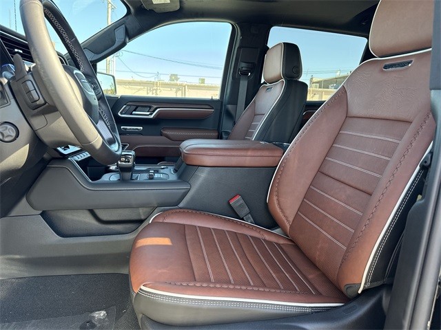 GMC Sierra 1500 Vehicle Full-screen Gallery Image 11