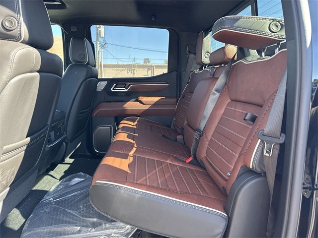 GMC Sierra 1500 Vehicle Full-screen Gallery Image 23