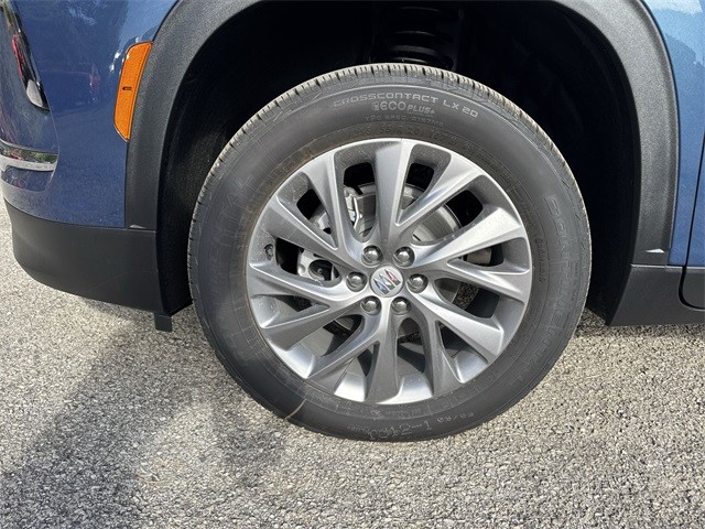 Buick Enclave Vehicle Full-screen Gallery Image 10