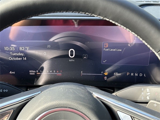 Buick Enclave Vehicle Full-screen Gallery Image 15