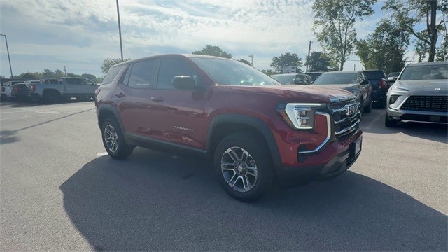 GMC Terrain Vehicle Full-screen Gallery Image 02