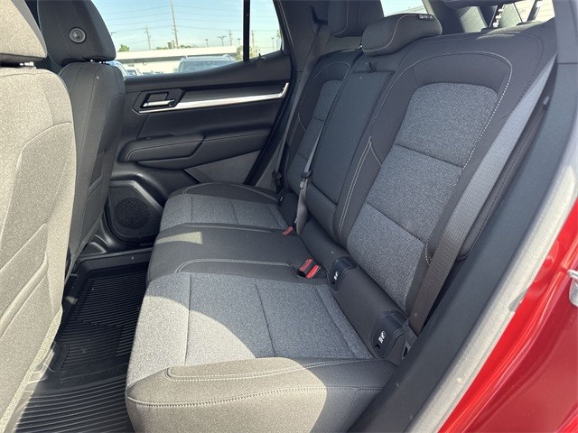 GMC Terrain Vehicle Full-screen Gallery Image 22