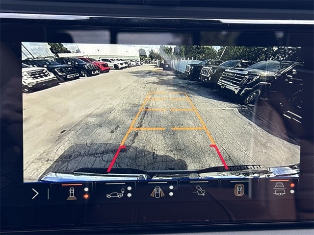 GMC Sierra 1500 Vehicle Full-screen Gallery Image 17