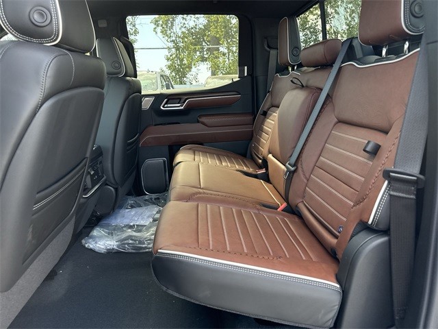 GMC Sierra 1500 Vehicle Full-screen Gallery Image 23