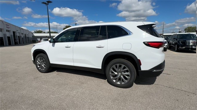 Buick Enclave Vehicle Full-screen Gallery Image 06