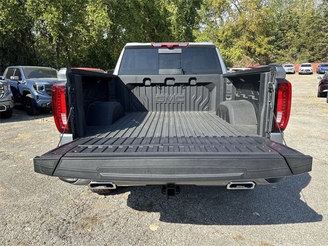 GMC Sierra 1500 Vehicle Full-screen Gallery Image 24