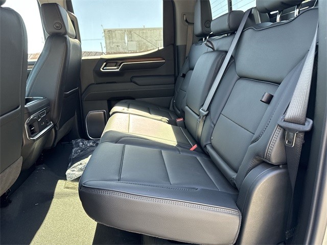 GMC Sierra 1500 Vehicle Full-screen Gallery Image 22