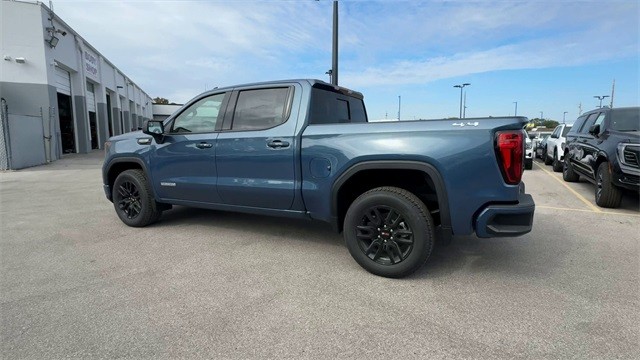 GMC Sierra 1500 Vehicle Full-screen Gallery Image 06