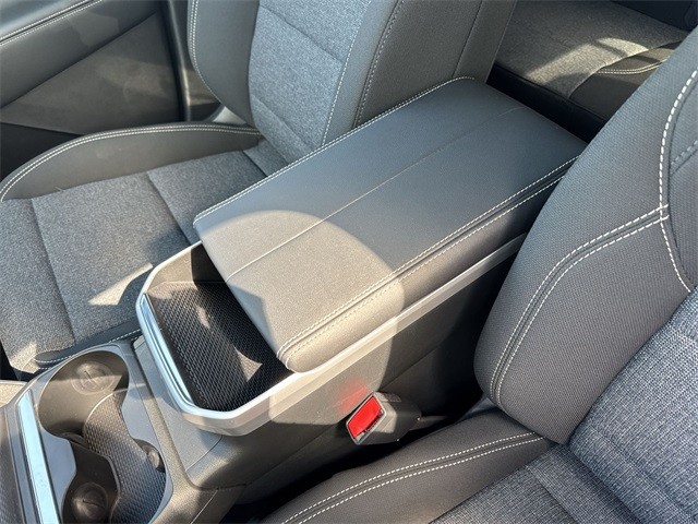 GMC Terrain Vehicle Full-screen Gallery Image 21