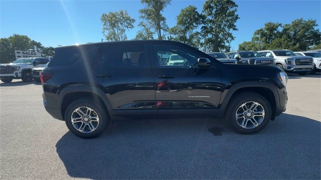 GMC Terrain Vehicle Full-screen Gallery Image 09