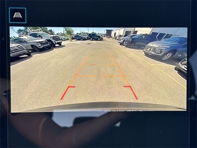 GMC Terrain Vehicle Full-screen Gallery Image 17