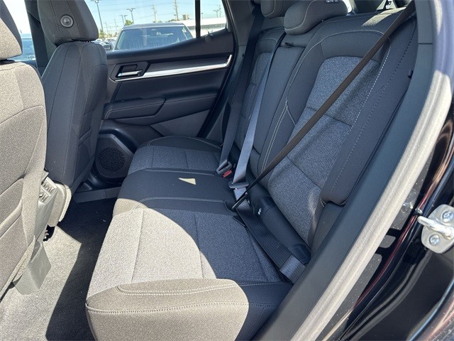 GMC Terrain Vehicle Full-screen Gallery Image 22