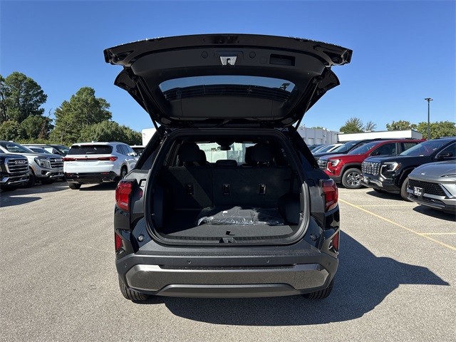 GMC Terrain Vehicle Full-screen Gallery Image 23