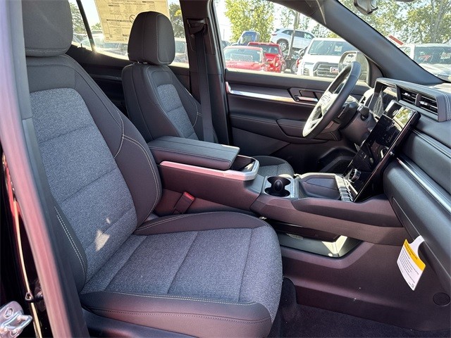 GMC Terrain Vehicle Full-screen Gallery Image 25