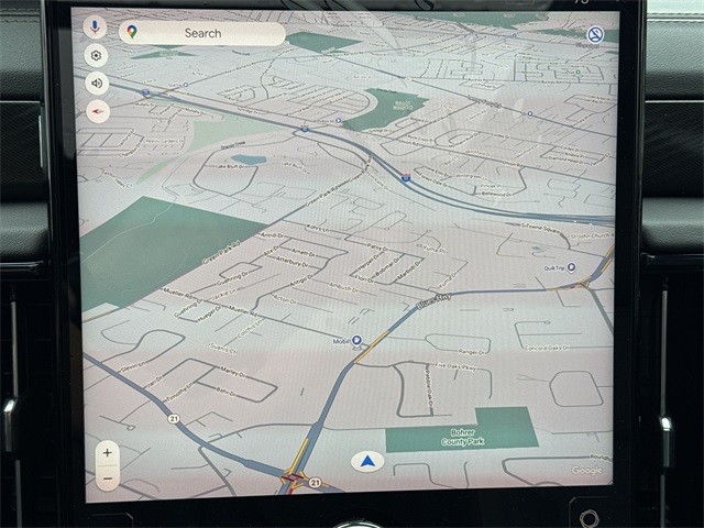 GMC Yukon XL Vehicle Full-screen Gallery Image 18