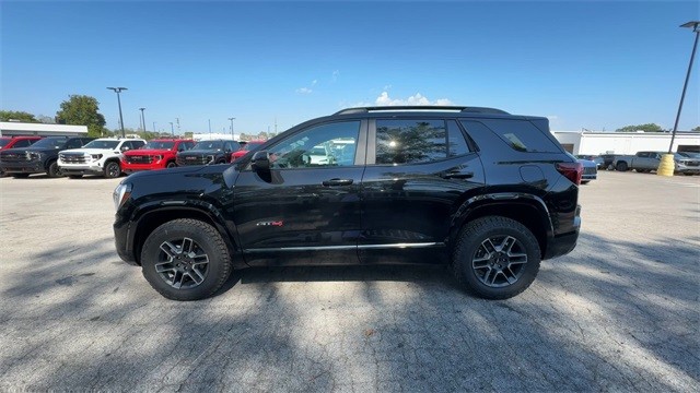 GMC Terrain Vehicle Full-screen Gallery Image 05