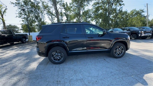 GMC Terrain Vehicle Full-screen Gallery Image 09