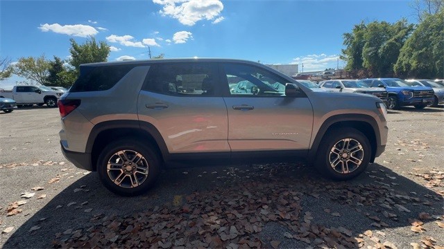 GMC Terrain Vehicle Full-screen Gallery Image 09