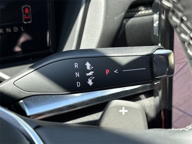 GMC Terrain Vehicle Full-screen Gallery Image 20