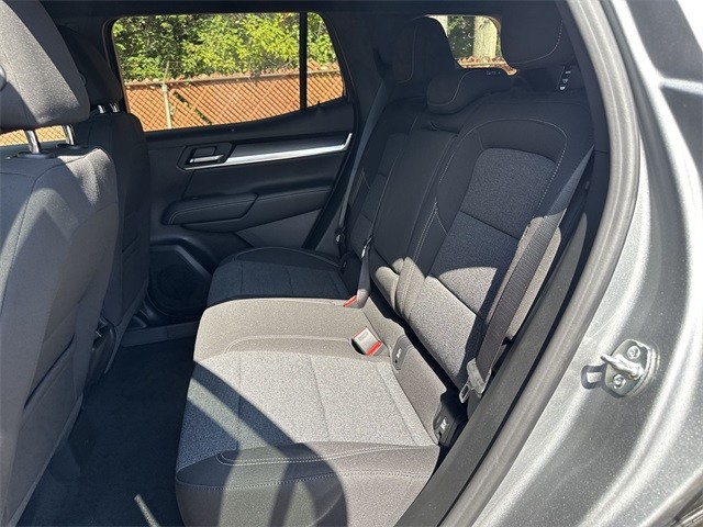 GMC Terrain Vehicle Full-screen Gallery Image 22