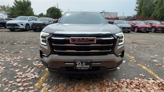 GMC Terrain Vehicle Full-screen Gallery Image 03