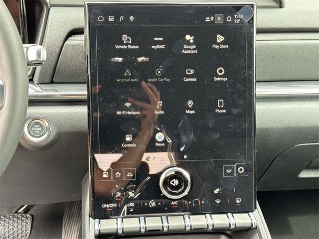 GMC Terrain Vehicle Full-screen Gallery Image 16