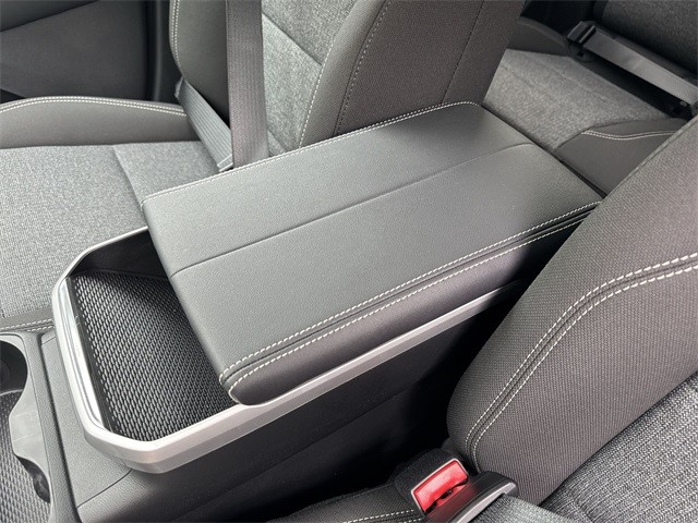 GMC Terrain Vehicle Full-screen Gallery Image 21