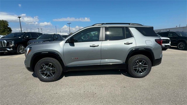 GMC Terrain Vehicle Full-screen Gallery Image 05