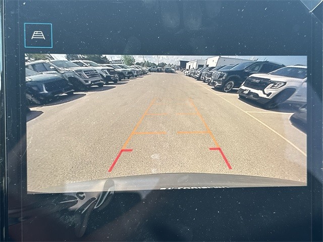 GMC Terrain Vehicle Full-screen Gallery Image 17