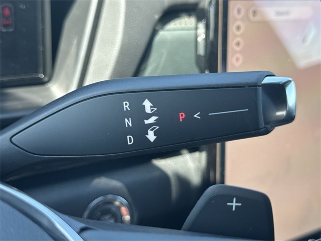 GMC Terrain Vehicle Full-screen Gallery Image 20