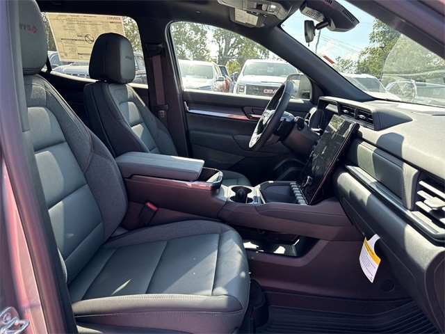 GMC Terrain Vehicle Full-screen Gallery Image 25