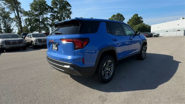 GMC Terrain Vehicle Full-screen Gallery Image 08