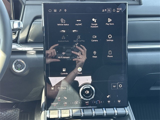 GMC Terrain Vehicle Full-screen Gallery Image 16