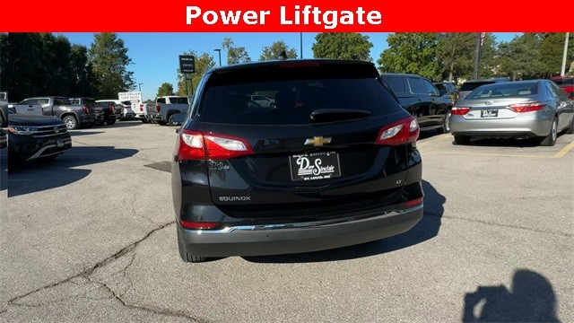 Chevrolet Equinox Vehicle Full-screen Gallery Image 09