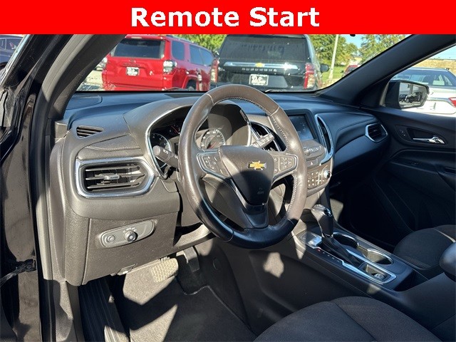 Chevrolet Equinox Vehicle Full-screen Gallery Image 13