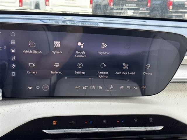 Buick Enclave Vehicle Full-screen Gallery Image 16