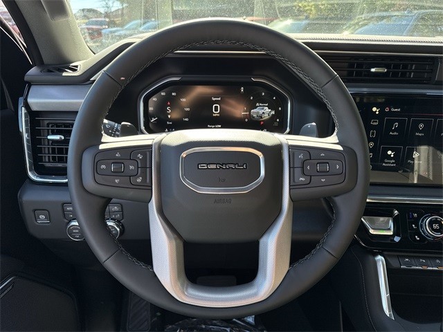 GMC Sierra 1500 Vehicle Full-screen Gallery Image 14