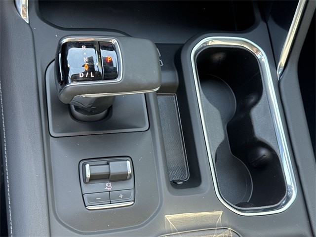 GMC Sierra 1500 Vehicle Full-screen Gallery Image 20