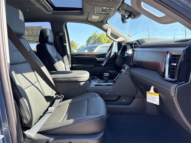 GMC Sierra 1500 Vehicle Full-screen Gallery Image 25