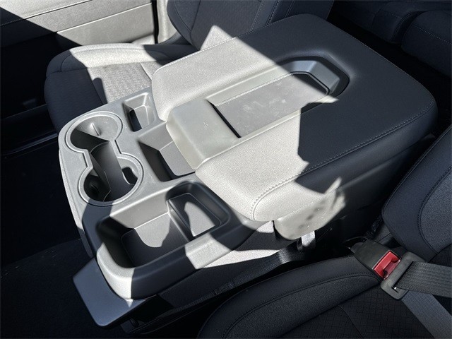 GMC Sierra 1500 Vehicle Full-screen Gallery Image 21