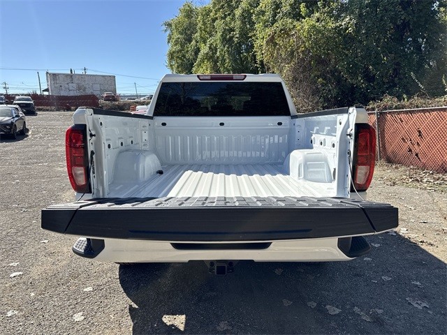 GMC Sierra 1500 Vehicle Full-screen Gallery Image 23