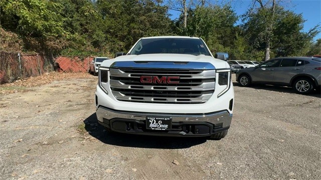 GMC Sierra 1500 Vehicle Full-screen Gallery Image 03